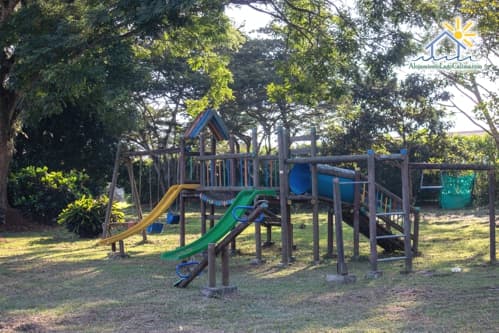 juegos para niños del condominio, finca 0001 en el Lago Calima
