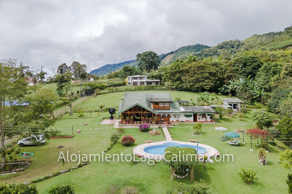 Casa de alquiler en el lago Calima