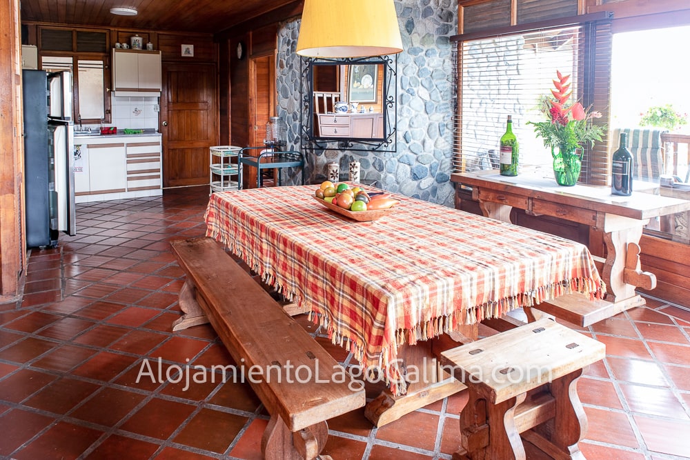 comedor, Chalet 0002 en el Lago Calima