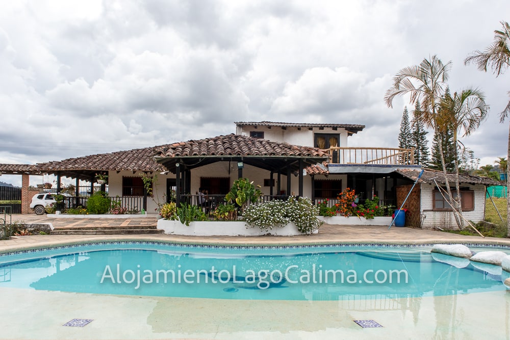 Casa de alquiler en el lago Calima